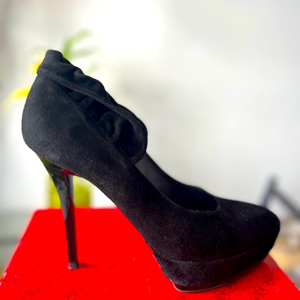 Genuine black suede pumps